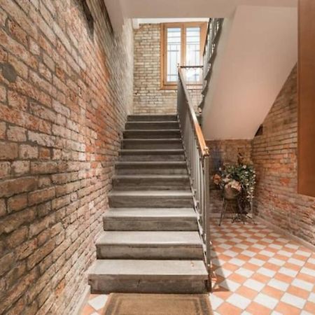 Ca' Pesaro Rooftop Terrace Apartment. Венеция Экстерьер фото