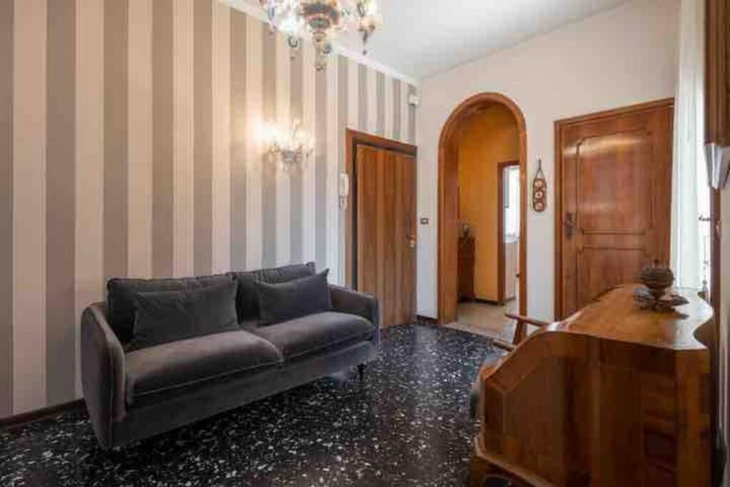 Ca' Pesaro Rooftop Terrace Apartment. Венеция Экстерьер фото